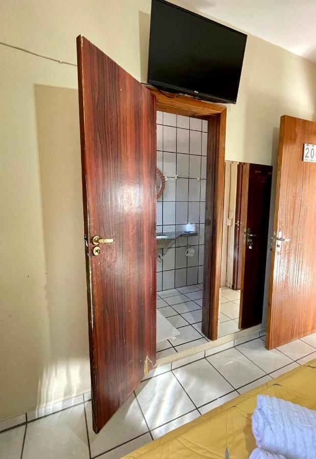 Pousada Riosmar Balneário Camboriú Buitenkant foto
